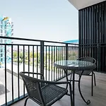 Top Rated Family Suite - Yas